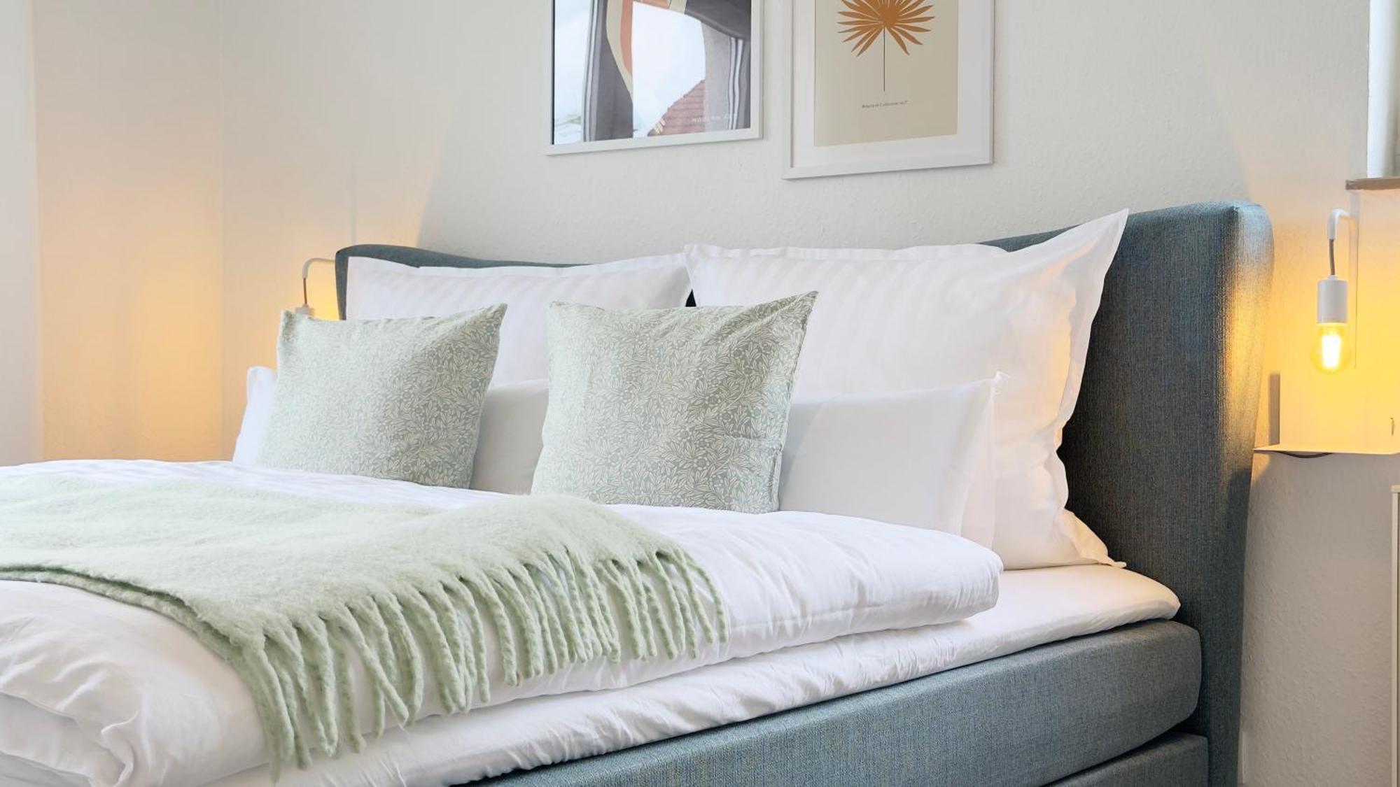 Fewo Am Park - 4P, Boxspringbett, Balkon, Smarttv, Gesundbrunnen, Familienfreundlich Halle  外观 照片