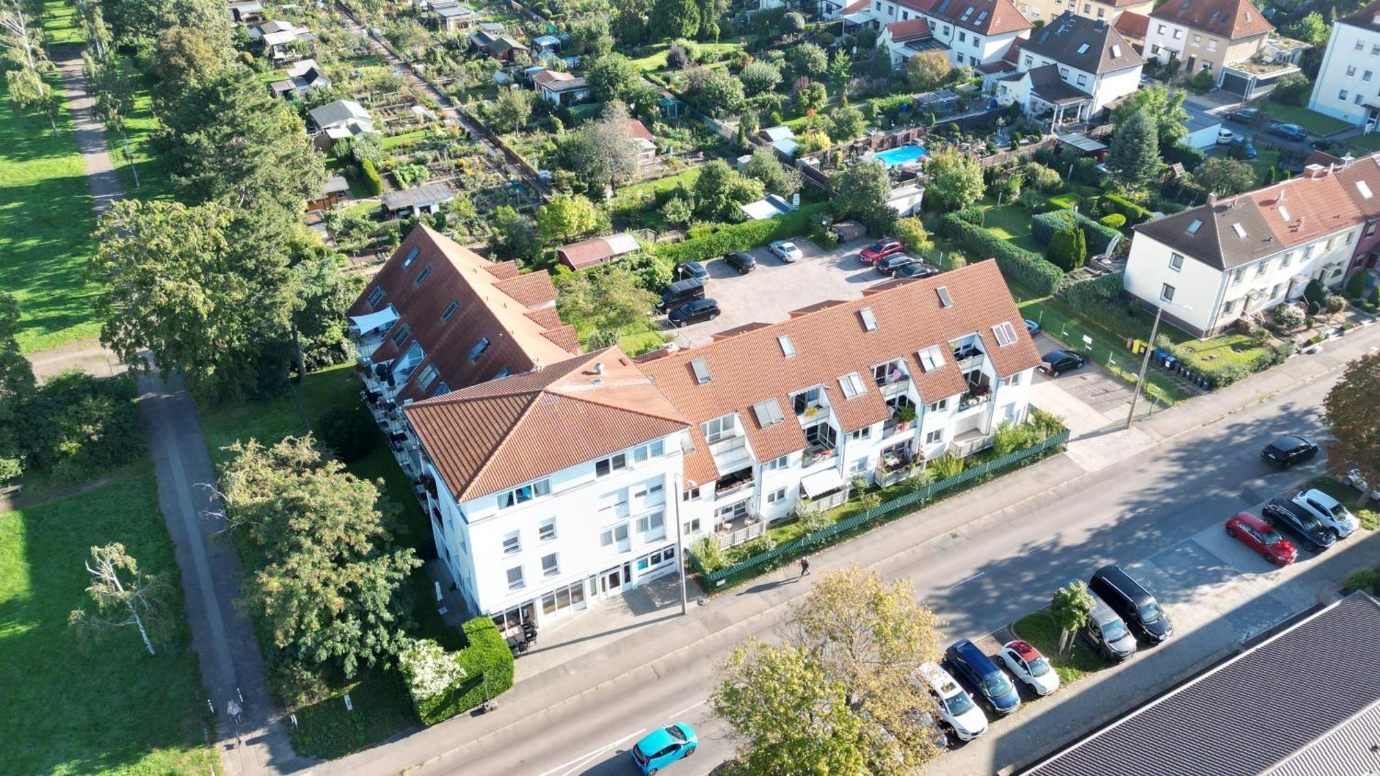 Fewo Am Park - 4P, Boxspringbett, Balkon, Smarttv, Gesundbrunnen, Familienfreundlich Halle  外观 照片