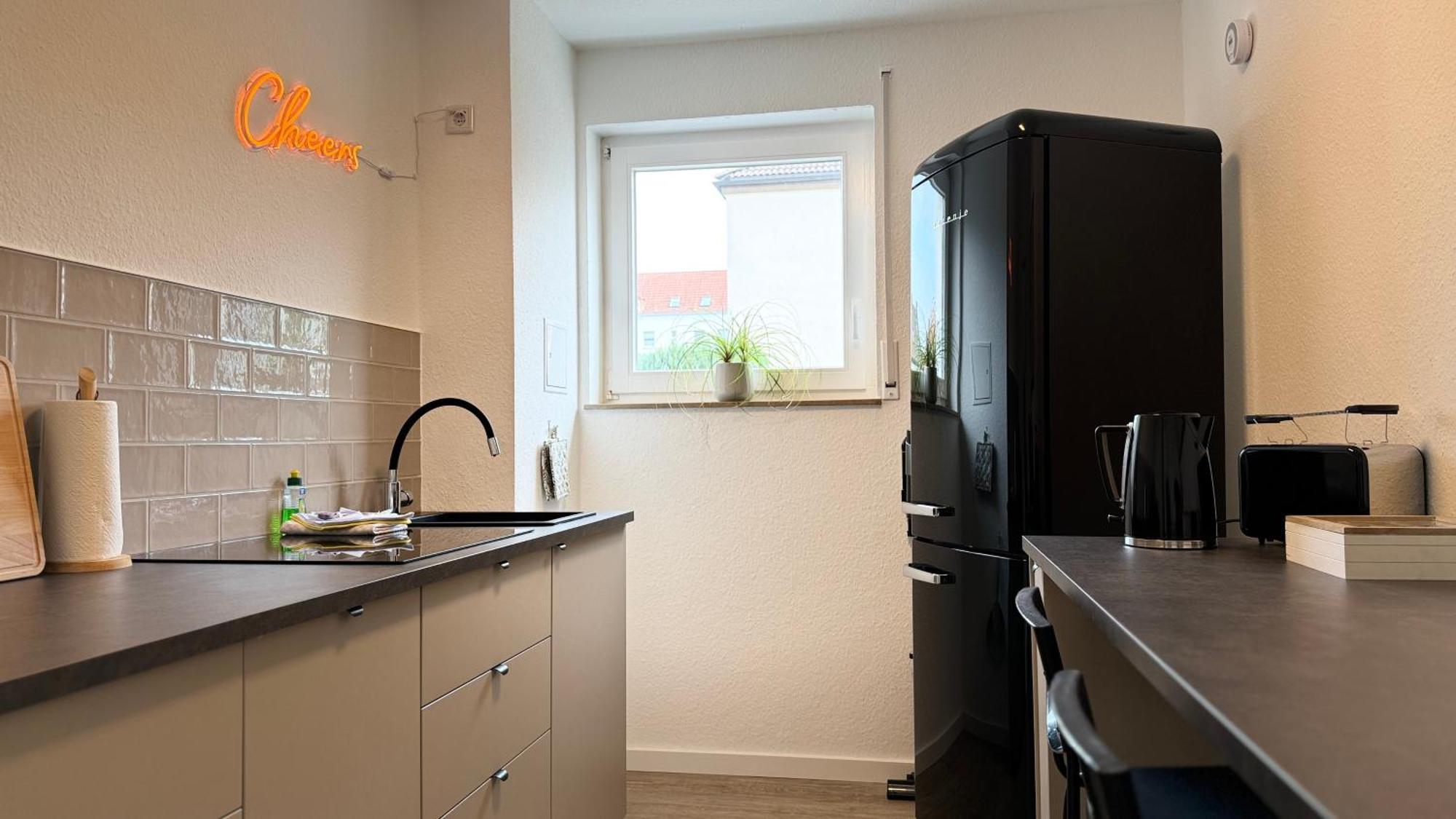 Fewo Am Park - 4P, Boxspringbett, Balkon, Smarttv, Gesundbrunnen, Familienfreundlich Halle  外观 照片